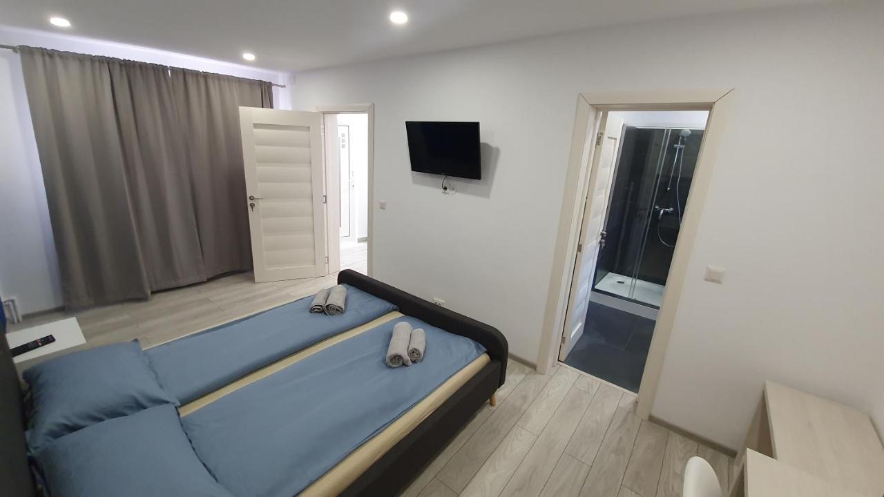 Marcos Apartments Victoriei - Self Check-In レシツァ エクステリア 写真
