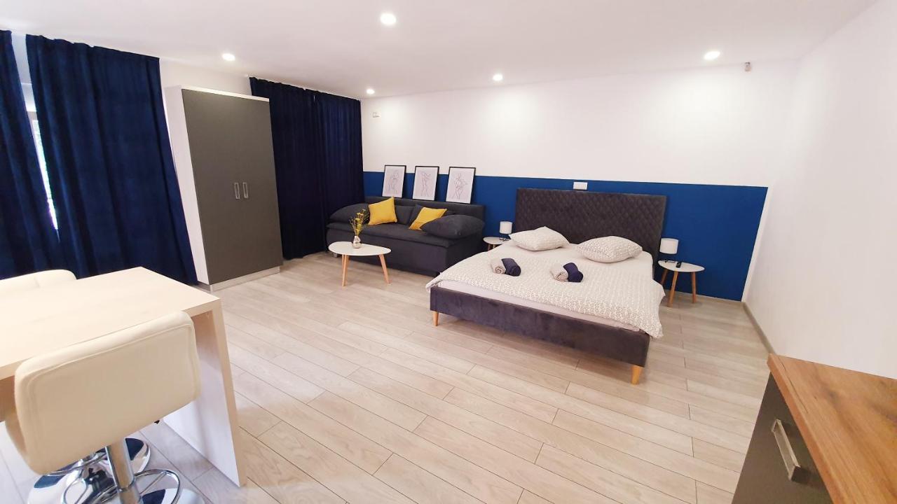 Marcos Apartments Victoriei - Self Check-In レシツァ エクステリア 写真
